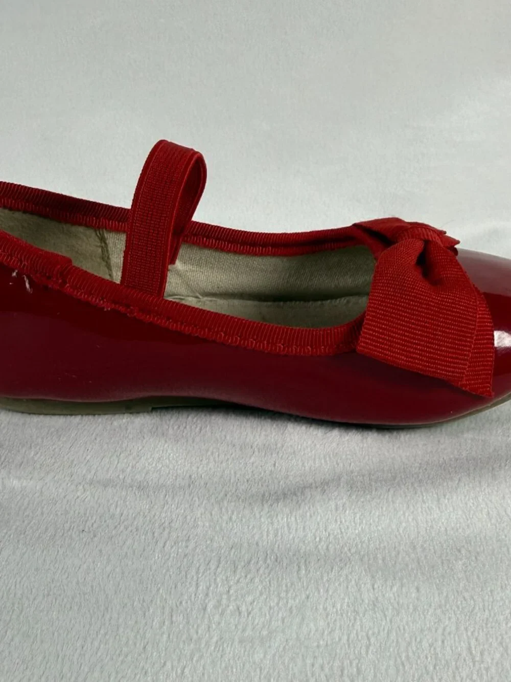 Thee Bron Girls Red Mary Jane Flats Bow Patent Shoes Size 8 Toddler ReLoved